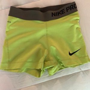 XS Nike pro shorts